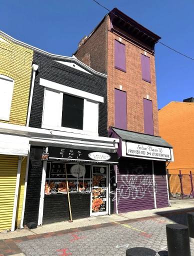 Convenient Commercial Office